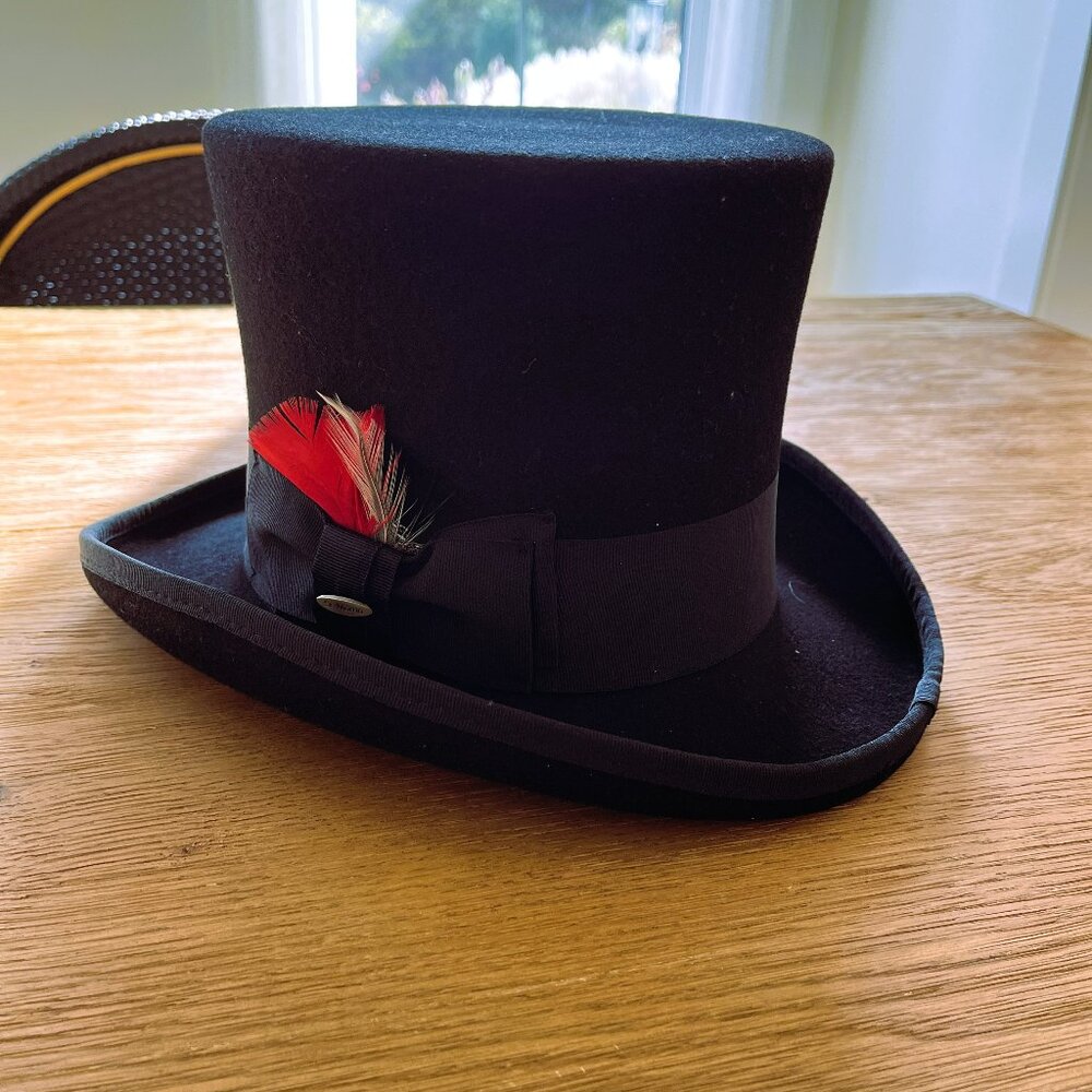 Saint Martin Magician's Top Hat